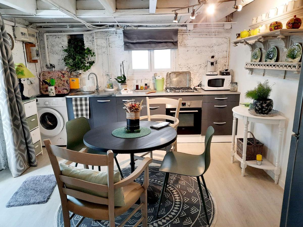 Le Petit Nicol Apartment Bergerac Bagian luar foto